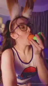 Lola bunny vid x