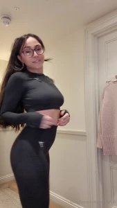 emilyhill1 - Come into the changing room with me actually wholesome content haha part 1 