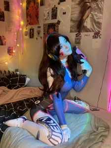 Hello my dear today i put on an overwatch cosplay especially for you part 3