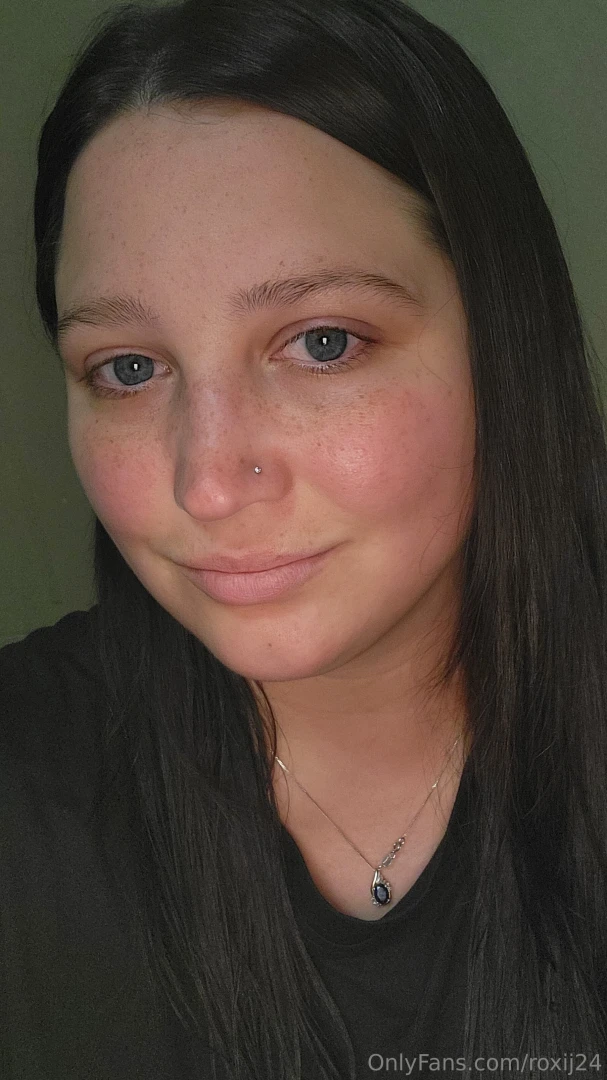 Fresh out the shower and all natural i love my natural look sometimes 