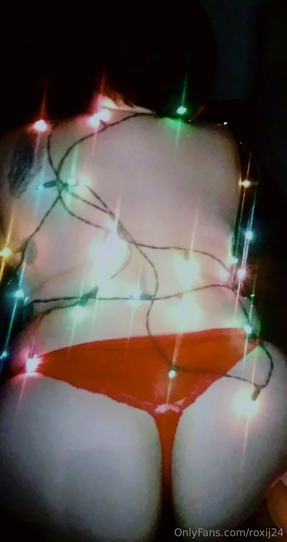 Throwback to about 3 christmases ago when i 1st started my onlyfans 