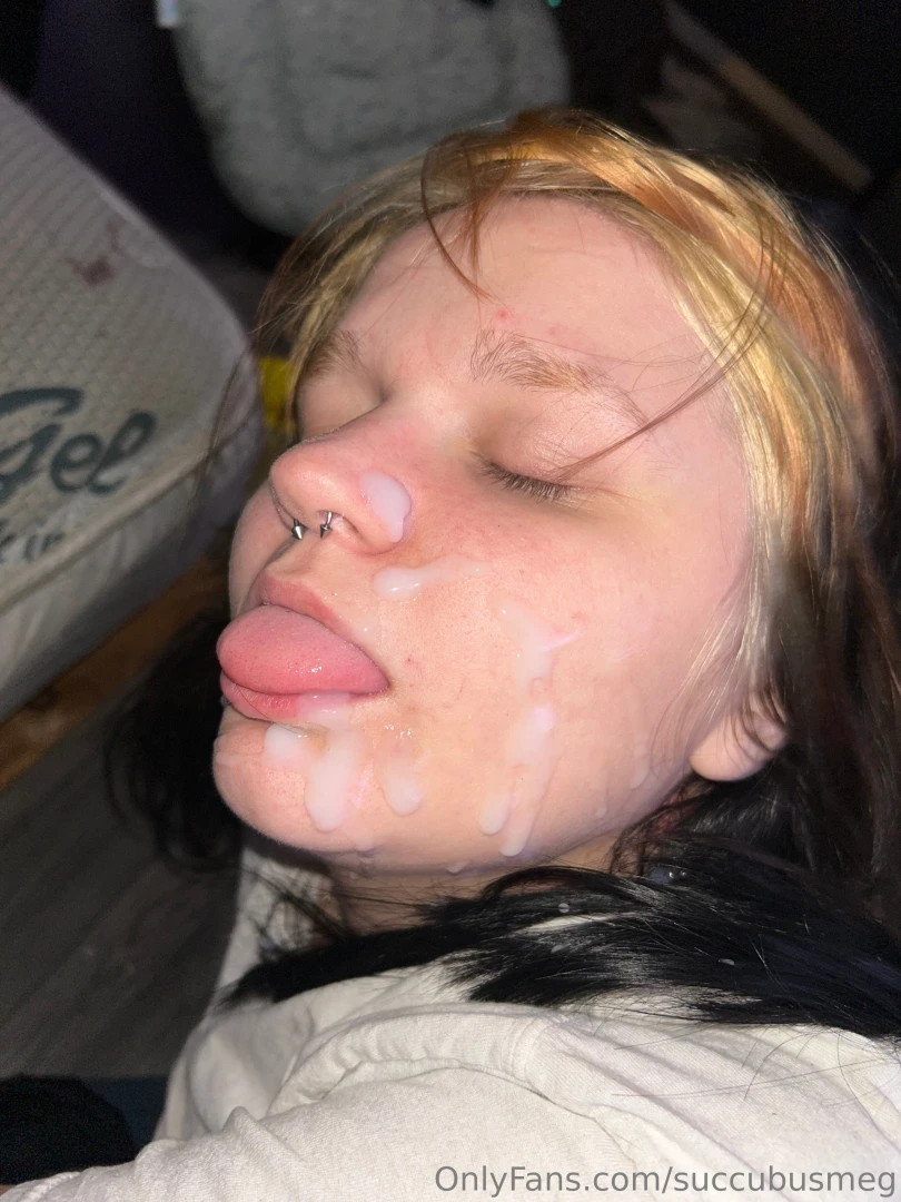 Cum on my face like a dirty whore check out more on my vip account part 1 