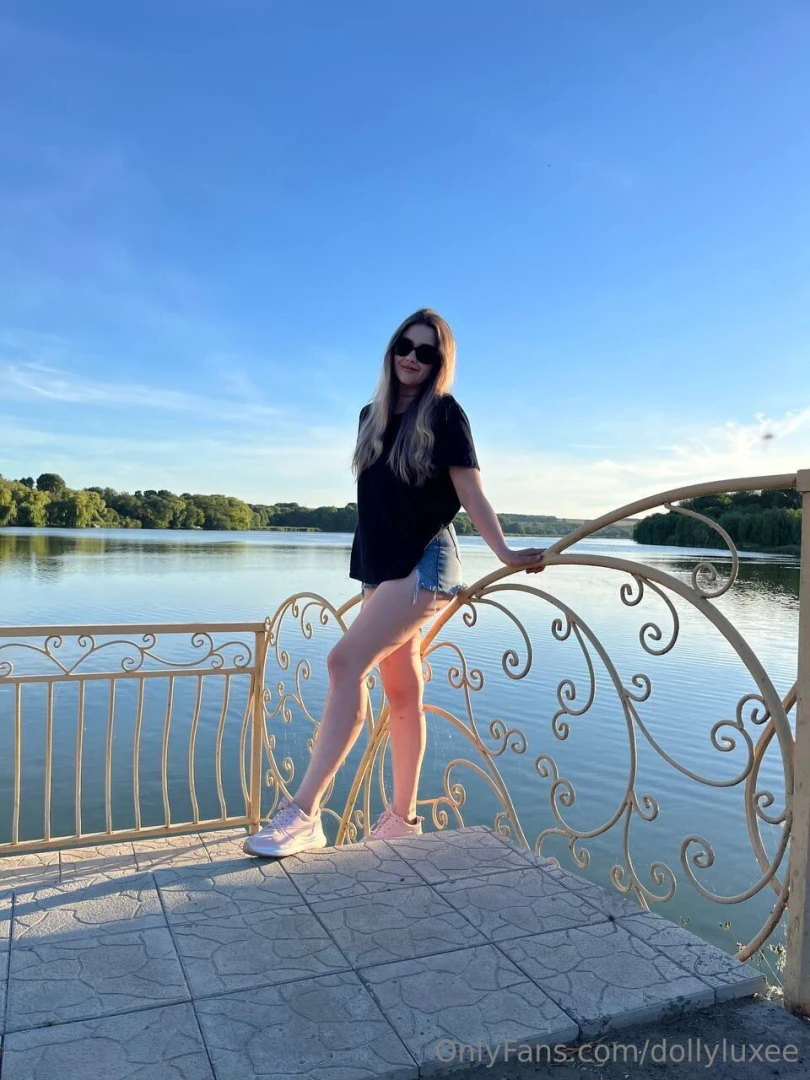 With every hour the night gets hotter and promises to be endless 