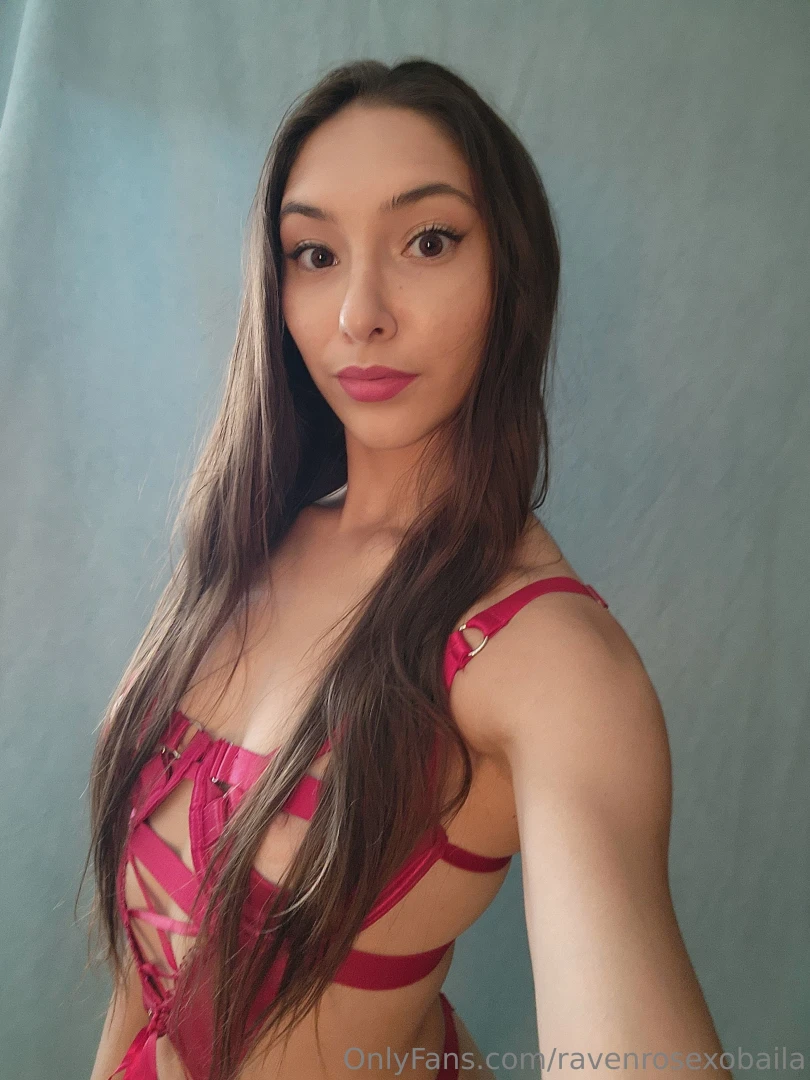 Guess who got a new toy anyone want to watch me use it part 1 