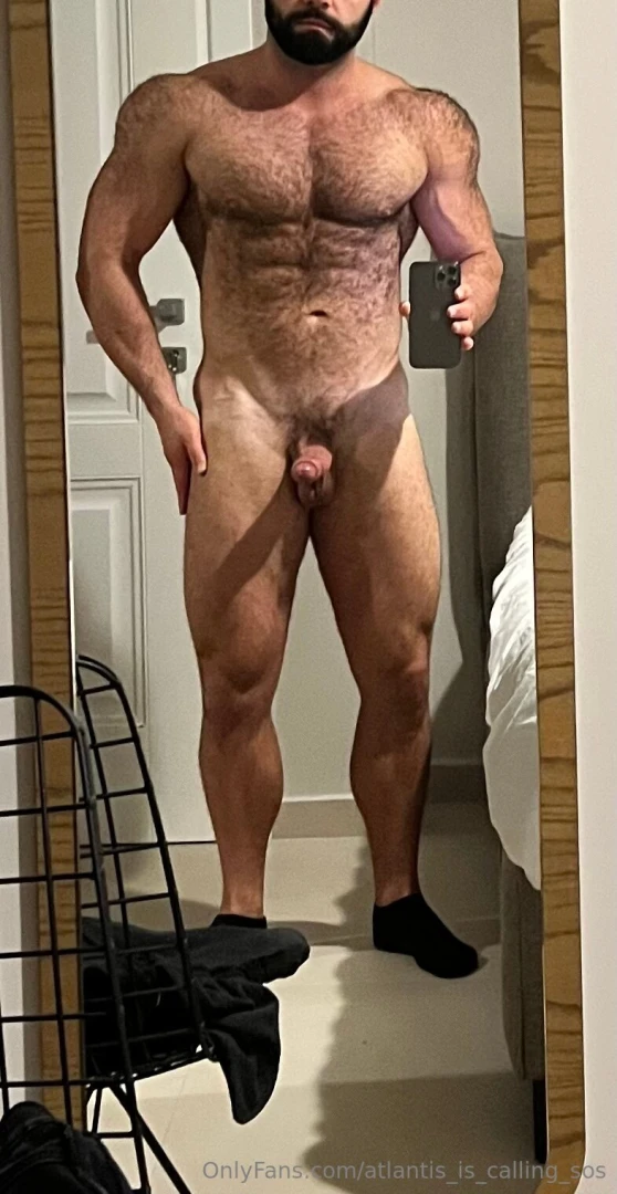 Howdy no fur here sadly but damn those veiny legs decent shape from 