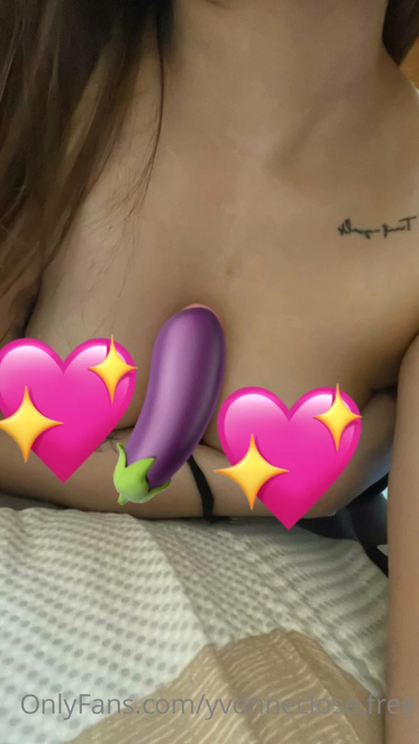 A fun fact about me my favorite food are eggplant and banana what s 