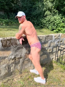 Hope everyone enjoys the holiday live stream moved to tmrw night part 1