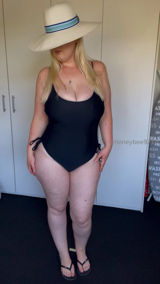 I m ready for the beach honey part 1 