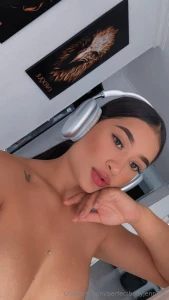 Do you mind if i don t like wearing bras sometimes part 1