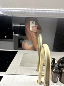 Come a little closer dm me i ll show u