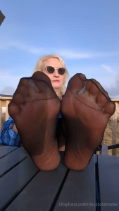 misssoletrader1 - Say goodbye to your willpower footboys as these nylon soles cast their 