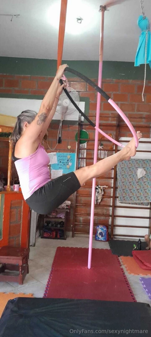 Flexibility and sensuality i love exploring my limits and pushing my 