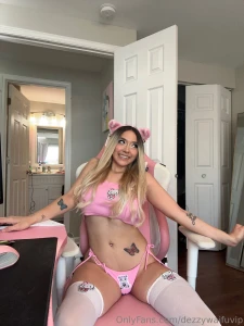 Another new photo set