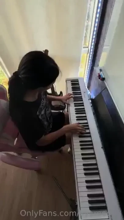 Yesterday i had nothing to do and spent the whole day practicing music 