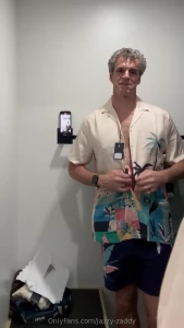 Fitting room strip