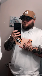 I hope you re having a great day today keep up the great work baby