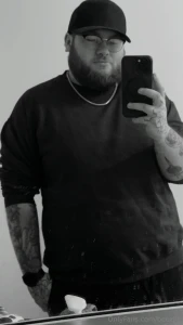 I couldn t decide which one was better soooo i ll ask you to decide in part 1