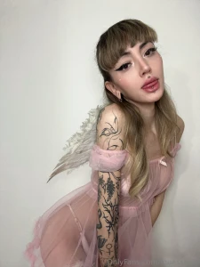 Quick sneak to next weeks look