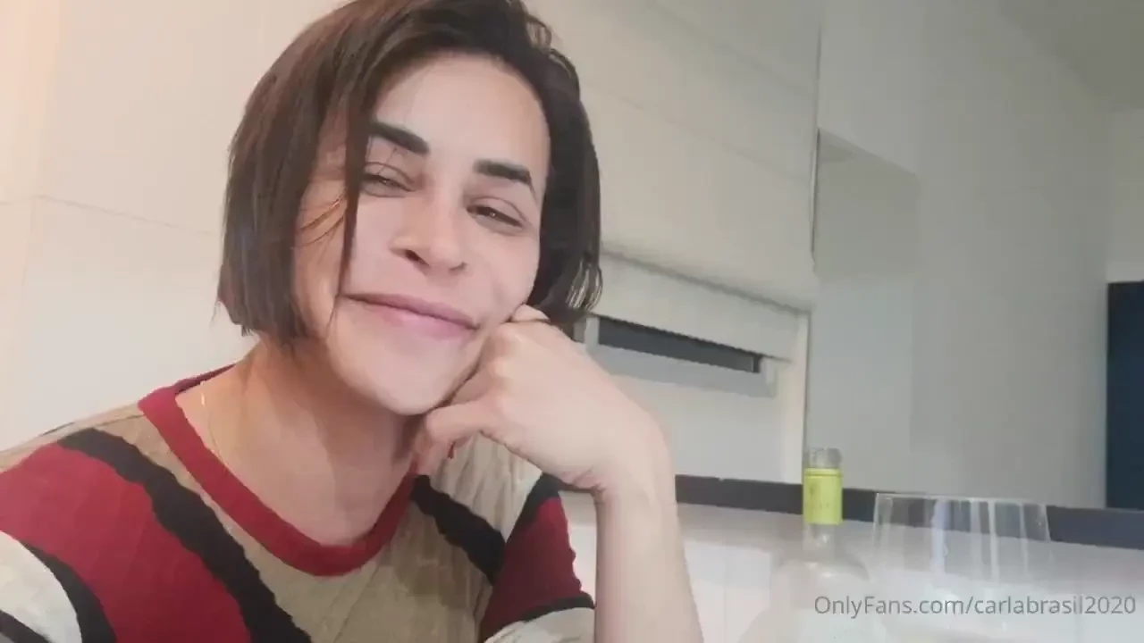 Just a quick hi while i m editing my next video 