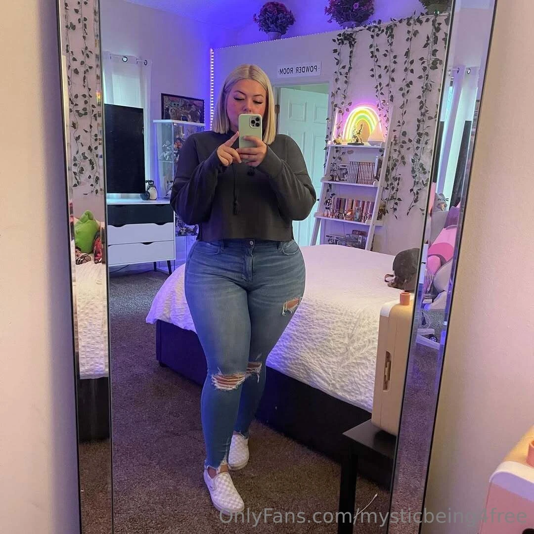 My kind of sunday vibe what s yours tell me at https onlyfans com 