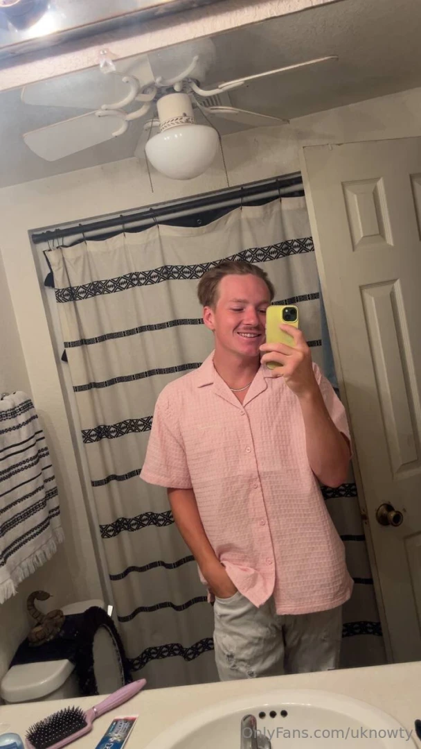 Guys what else do you want to see from me y all hmu in the dms they re 