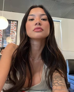 Message me i m looking to chat