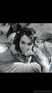 If you think i m pretty now wait until your cock is down my throat