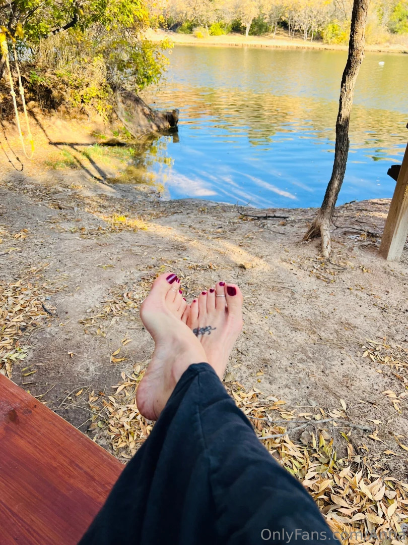 Fall feet what could make nature any more beautiful my feet 
