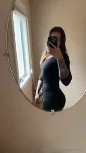 cakesworldxx1 - From leggings to lbd a little bottom heavy 