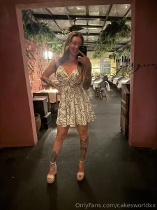 No panties no bra you know how i roll