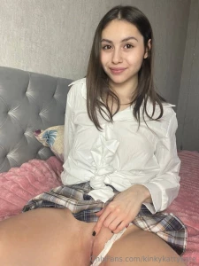 Playful brunette leonora_mori dreams of being fucked on the kitchen part 6