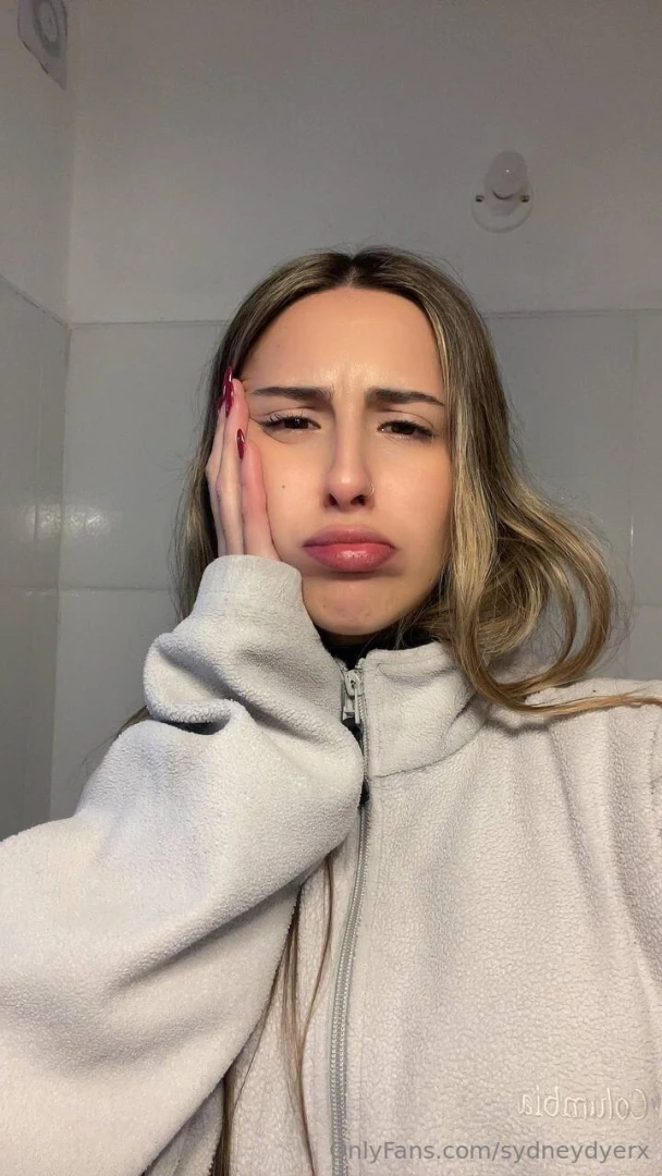 Me when i see u also me when u just keep staring at me part 1 