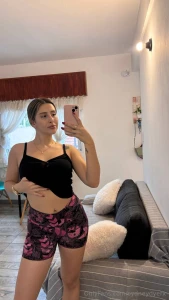 Feeling a lil hot tbh