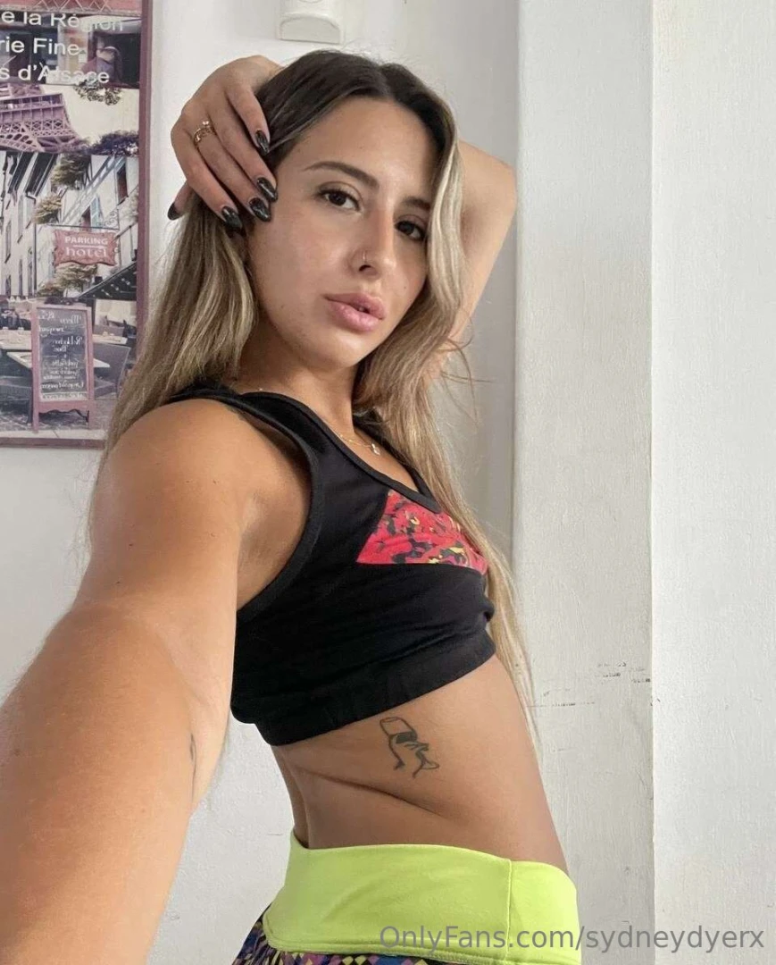 Starting my day feeling a lil good hbu 