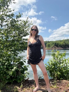 Tip 5 if you d take this milf out for drinks