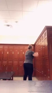 Gm guys it s that time for random clip in my phone lol