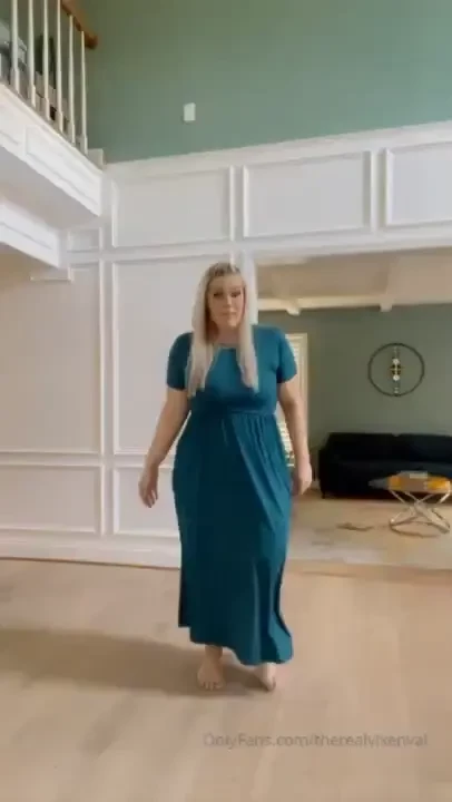 Hey you i need some attention 