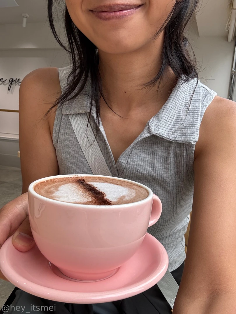 Got time for a morning cafe date with me 