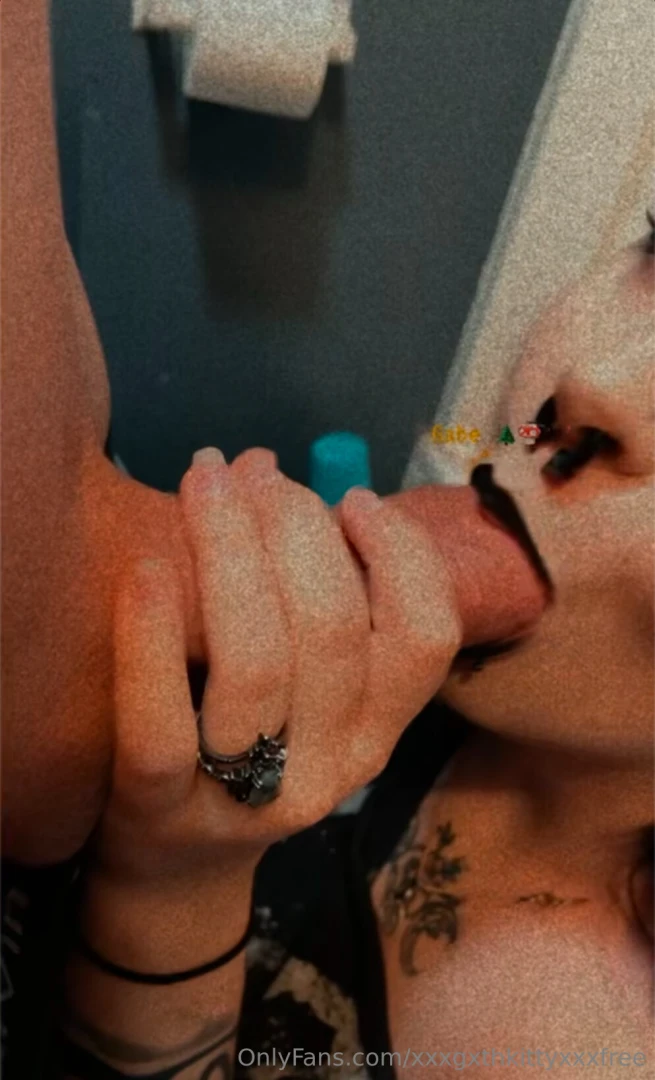 Watch me suck gabriel0209 s dick like a good girl 