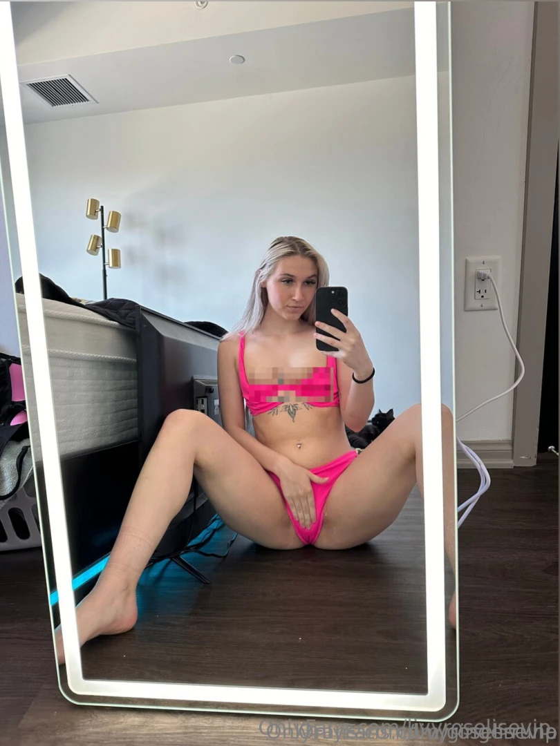 Blonde sexy amp always fun hey babe i m livy livyroselisevip your 