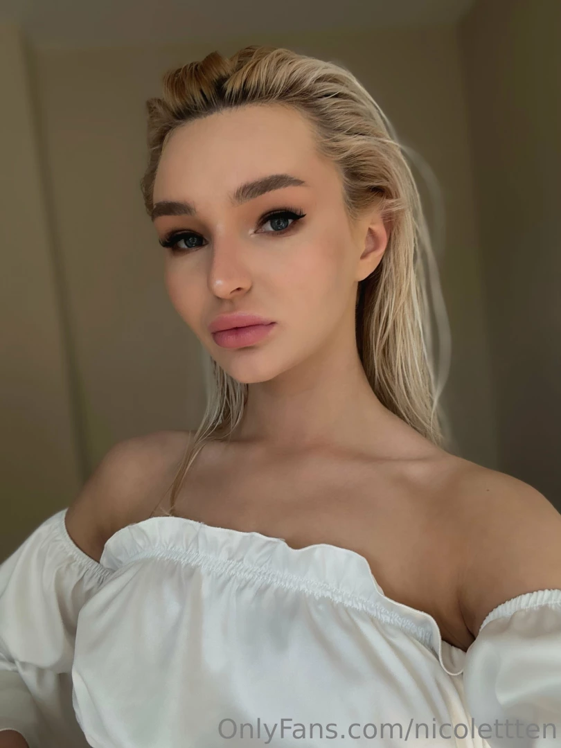 nicolettten1 - We always want to know something interesting and secret about other 