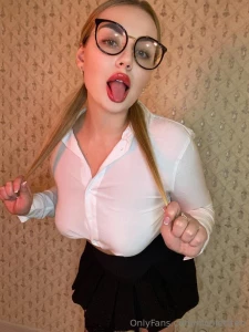 Subscribe for free just now dolly_queen she s dolly_queen the real part 4