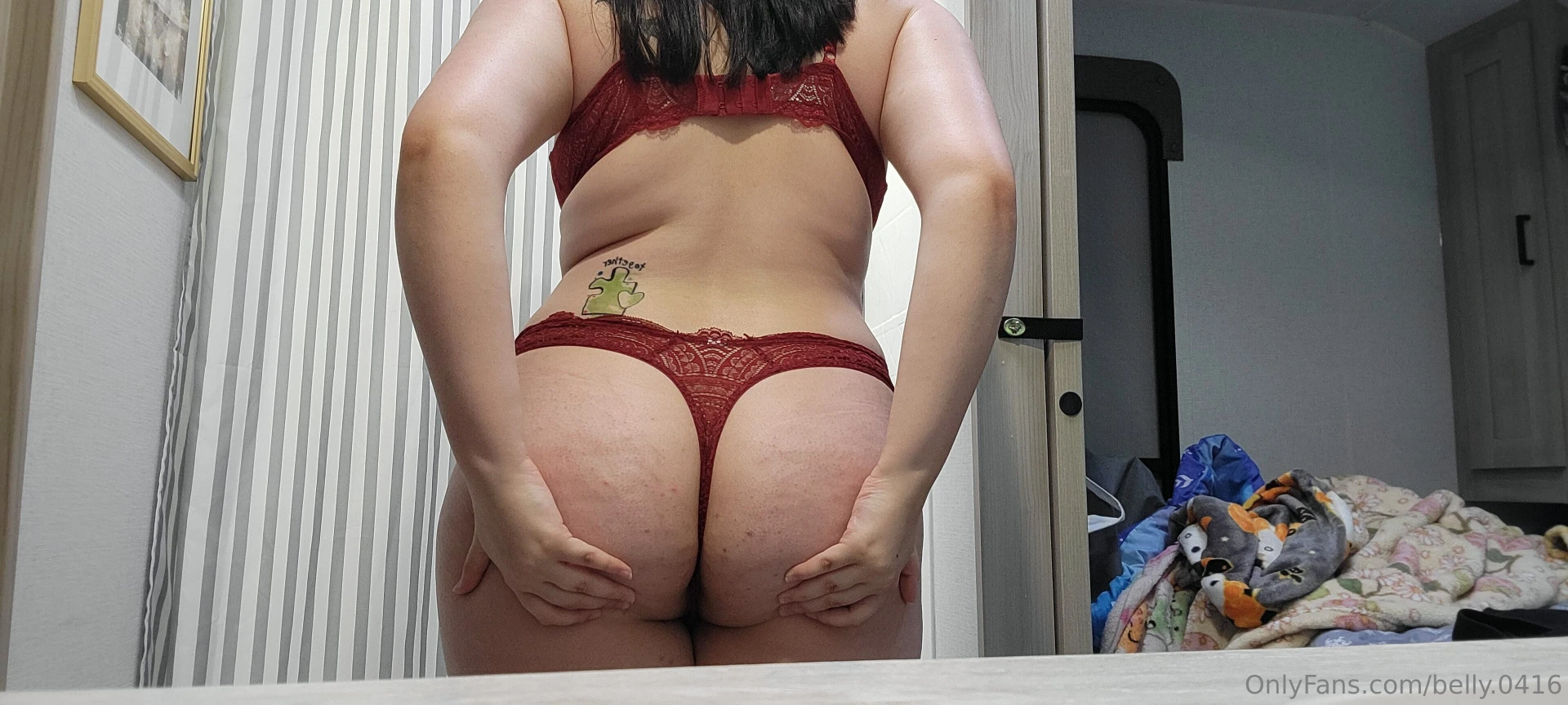 Alright who let my tummy get this big i m so full right now why d you 