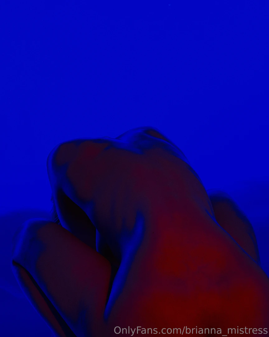 You only see my back but i know your mind is already imagining the 