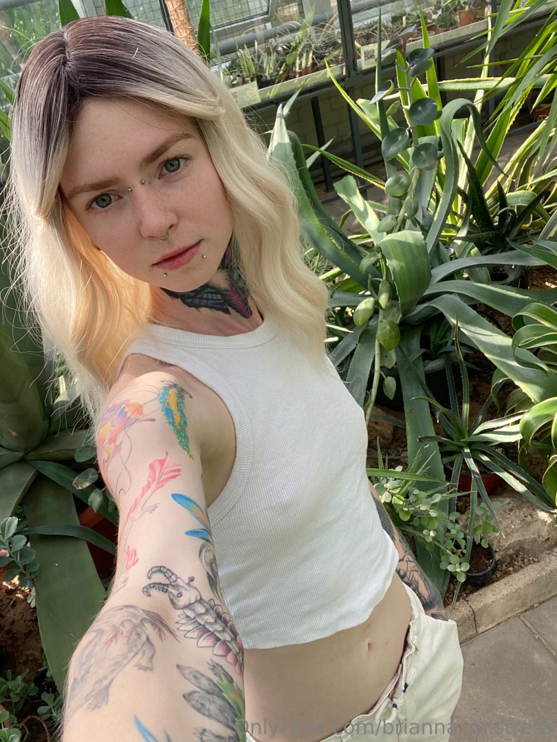 How beautiful is this world where every plant is a unique work of 