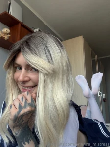 White socks are like a white flag i surrender to your attention