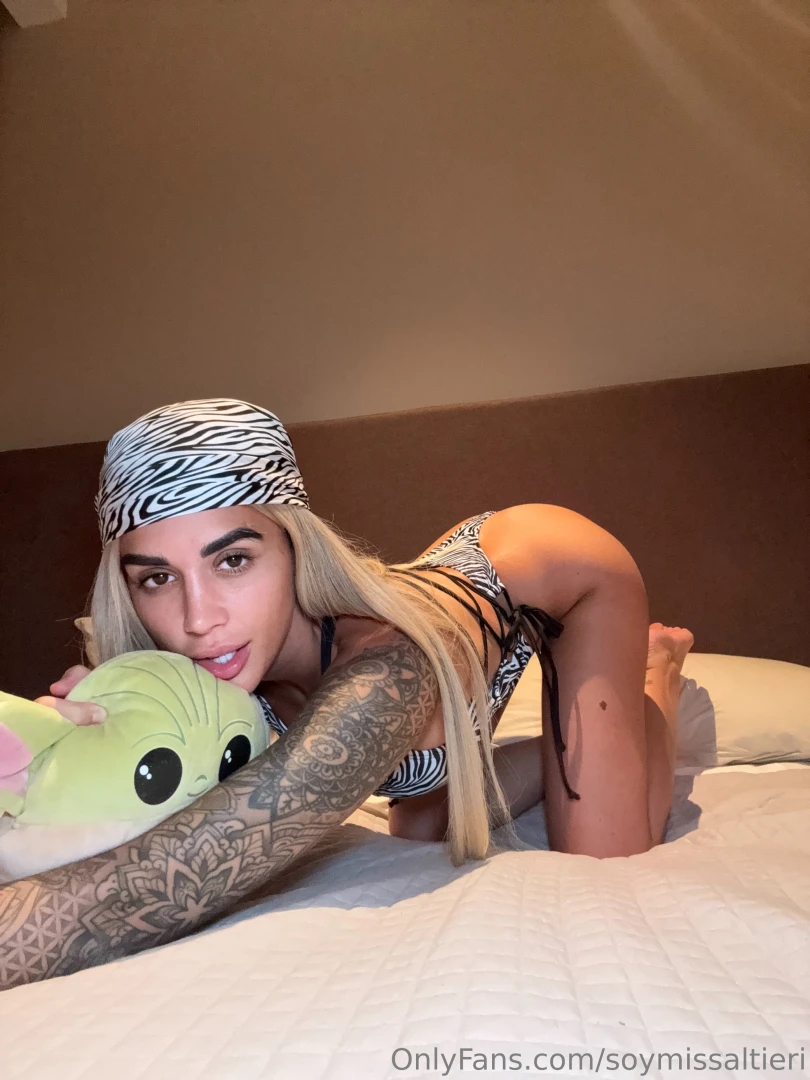 Jugamos a unos azotes 