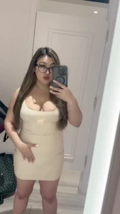 You can see my thick pretty pussy thru the dress