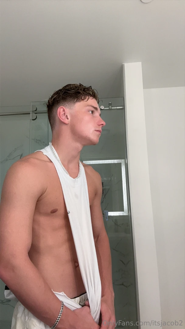 I m becoming so confident with the gym again part 1 