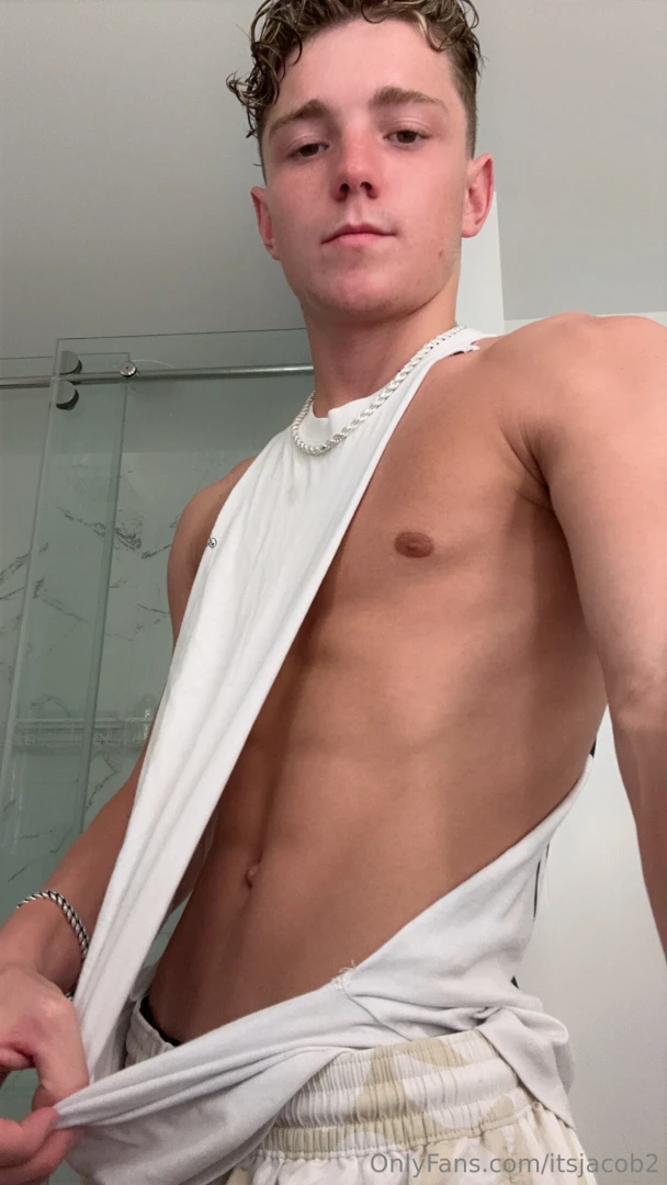 I m becoming so confident with the gym again part 2 